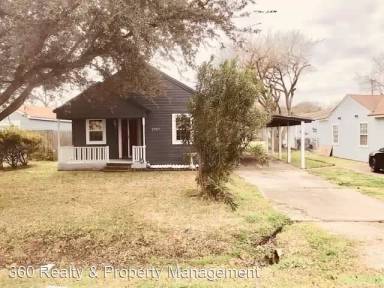 Main picture of 2207 7th Ave N
