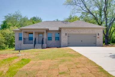 Main picture of 710 Grimwood Rd