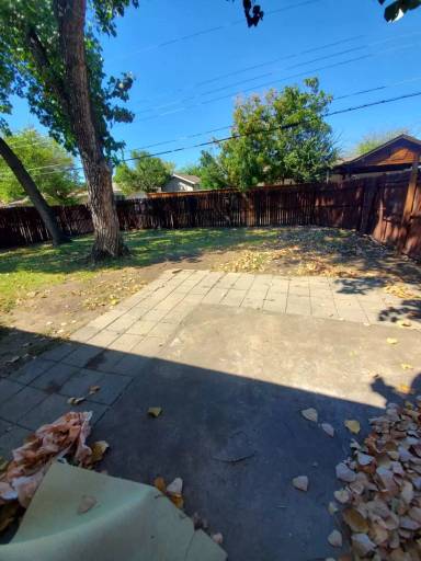 Main picture of 3025 Lambert Dr