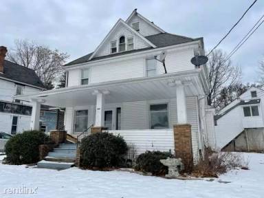 Main picture of 420 Cleveland Ave