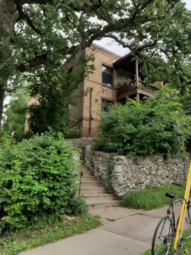 Main picture of 15 Barton Ave SE