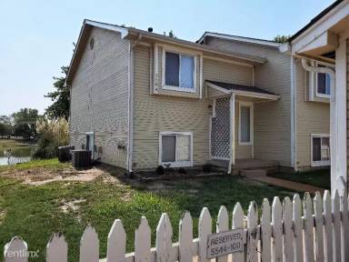 Main picture of 5544 S Gold St