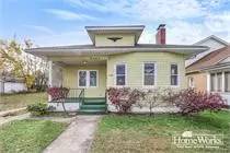 Main picture of 226 Altgeld St