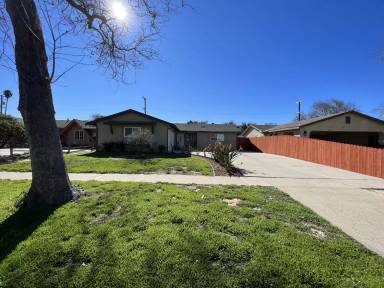 Main picture of 608 E North Ave