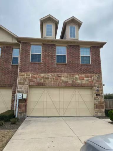 Main picture of 412 Hunt Dr