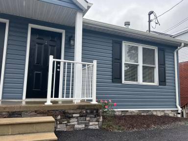 Main picture of 943 Chestnut Ridge Rd