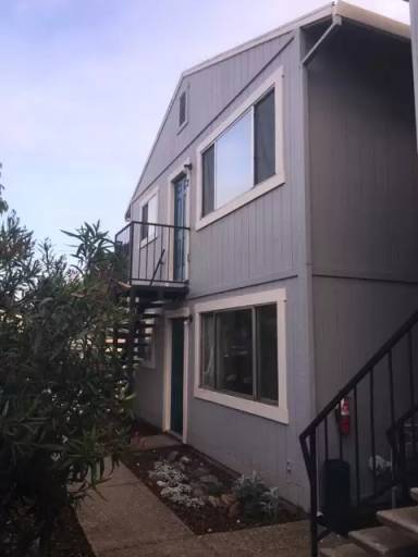 Main picture of 23 Welch Ln