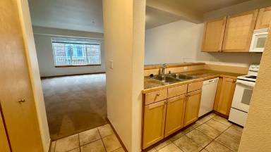 Main picture of 2316 NE 65th St