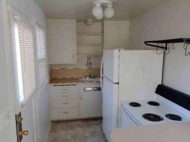 Main picture of 958 Gaines St NE