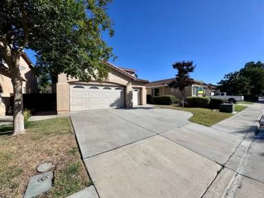 Main picture of 30906 Crystalaire Dr