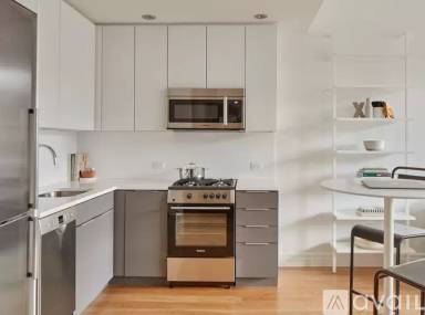 Main picture of 325 Kent