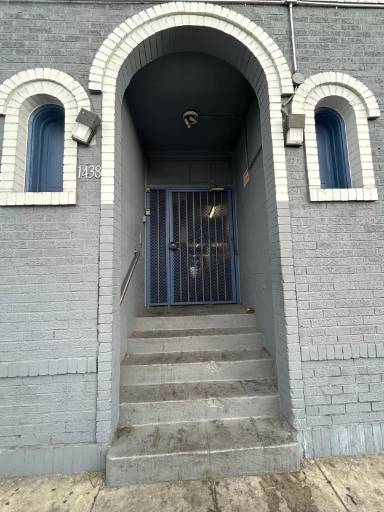 Main picture of 1438 Wright St