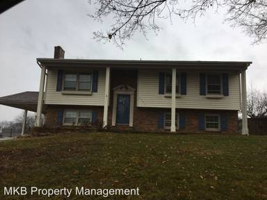 Main picture of 5406 N Lake Dr