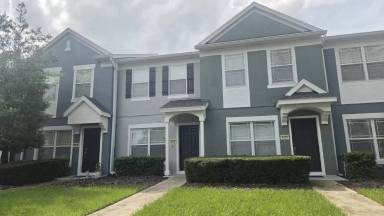 Main picture of 4480 SW 49th Ave