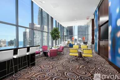 Main picture of 1 W Chestnut St Apartments