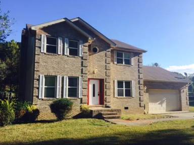 Main picture of 102 Barrington Dr