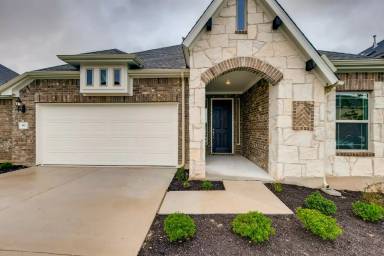 Main picture of 517 Sterling Ridge Dr