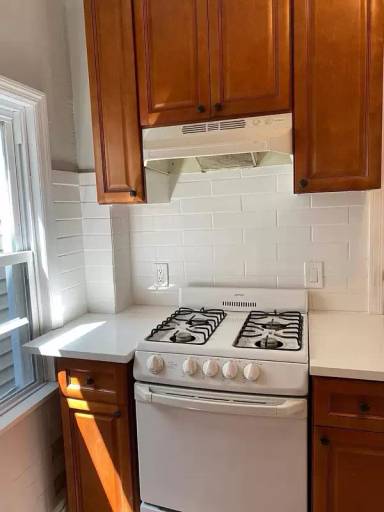 Main picture of 49 Quincy St