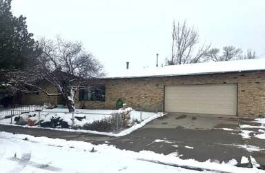 Main picture of 731 1st St