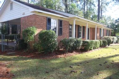 Main picture of 2208 Lullwater Rd