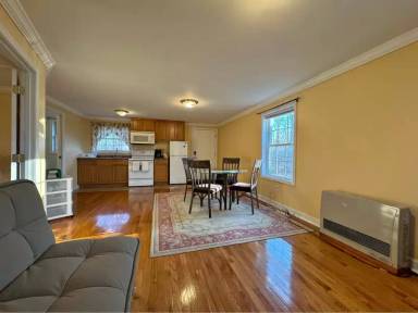 Main picture of 108 Cobb Ave