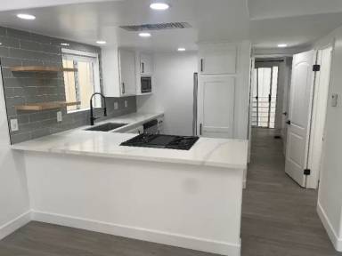 Main picture of 213 Moonstone St