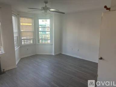 Main picture of 132 Parker St