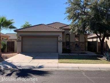Main picture of 3401 E Powell Way