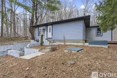 Main picture of 620 Hemlock Rd