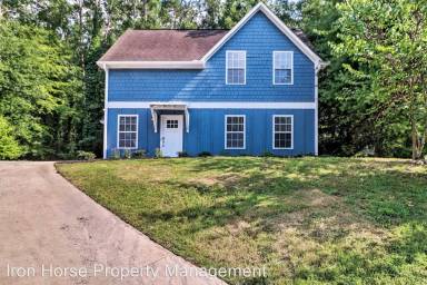 Main picture of 105 Summerwood Pl
