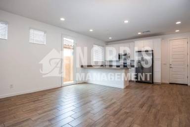 Main picture of 4207 E Enmark Dr
