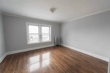 Main picture of 1438 W Jarvis Ave