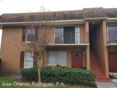 Main picture of 943 W Oak Ridge Rd