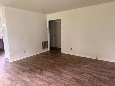Main picture of 82 Spruce St
