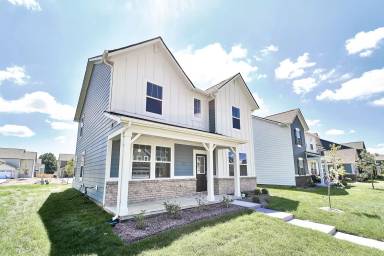 Main picture of 404 W Monroe St