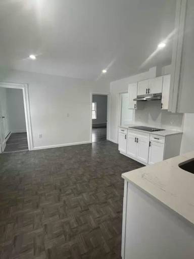 Main picture of 922 Jay St