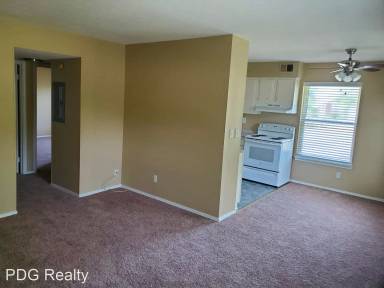 Main picture of 6502 Six Mile Ln