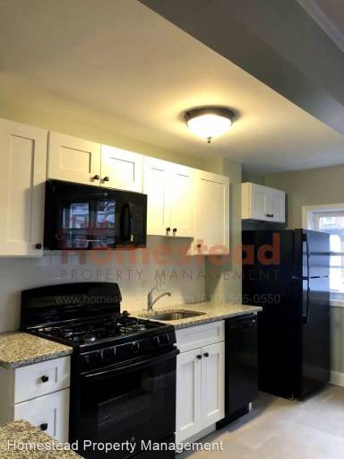 Main picture of 636 Littlecroft Rd