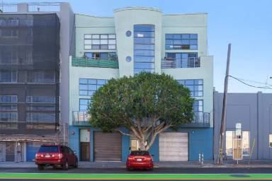 Main picture of 1568 Indiana St