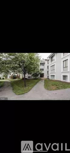 Main picture of 5756 Village Green Dr