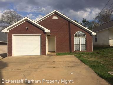Main picture of 800 Pine Hill Ct