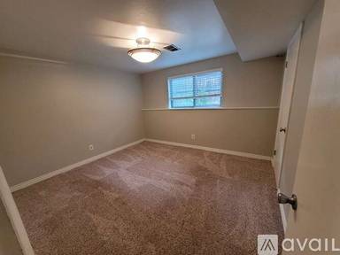Main picture of 2944 S Ingalls Way