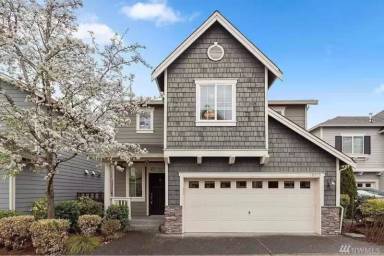 Main picture of 18325 35th Dr SE