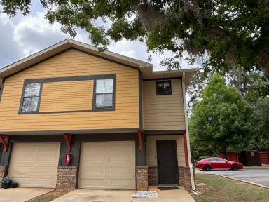 Main picture of 741 White Dr