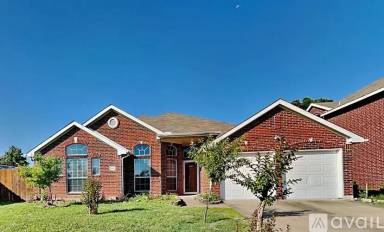 Main picture of 301 Adrian Ct