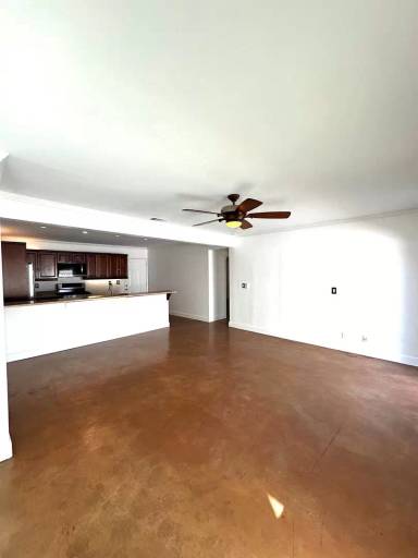 Main picture of 2285 Santa Ana Ave