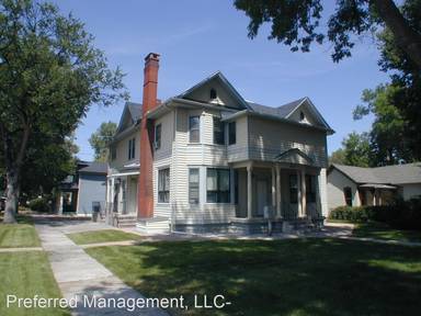 Main picture of 500 E 17th St