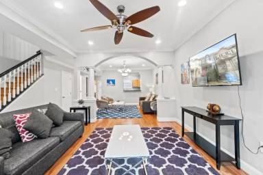 Main picture of 3548 Warder St NW