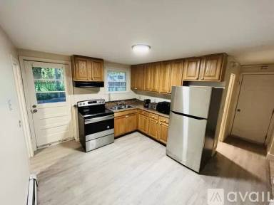 Main picture of 320 West St