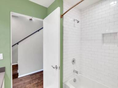 Main picture of 540 E Ames Pl
